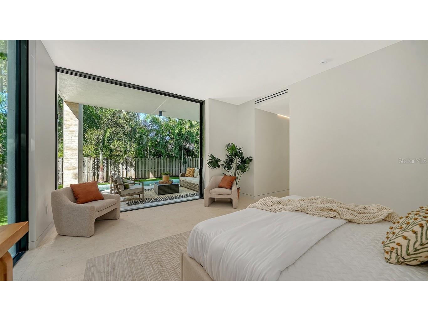 1642 Bahia Vista Street Sarasota FL 34239 A4667508 image67