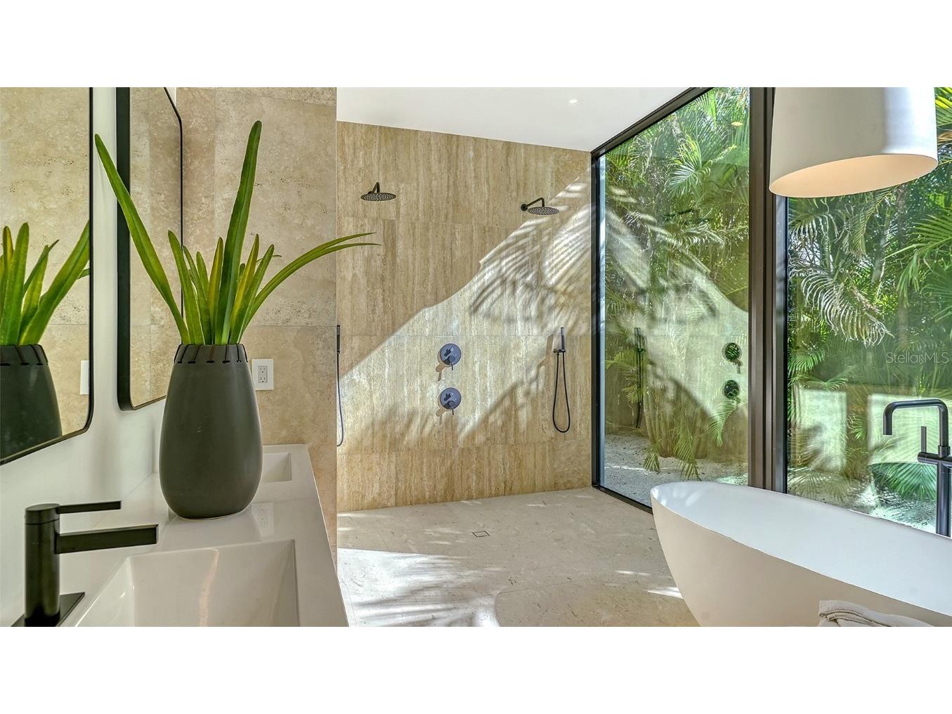 1642 Bahia Vista Street Sarasota FL 34239 A4667508 image73