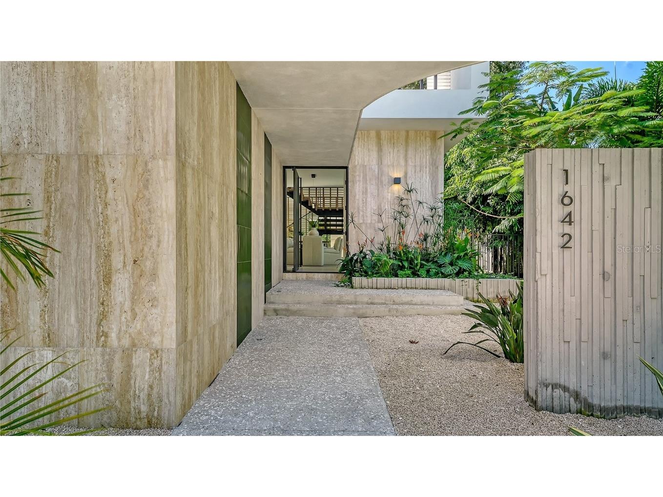 1642 Bahia Vista Street Sarasota FL 34239 A4667508 image8