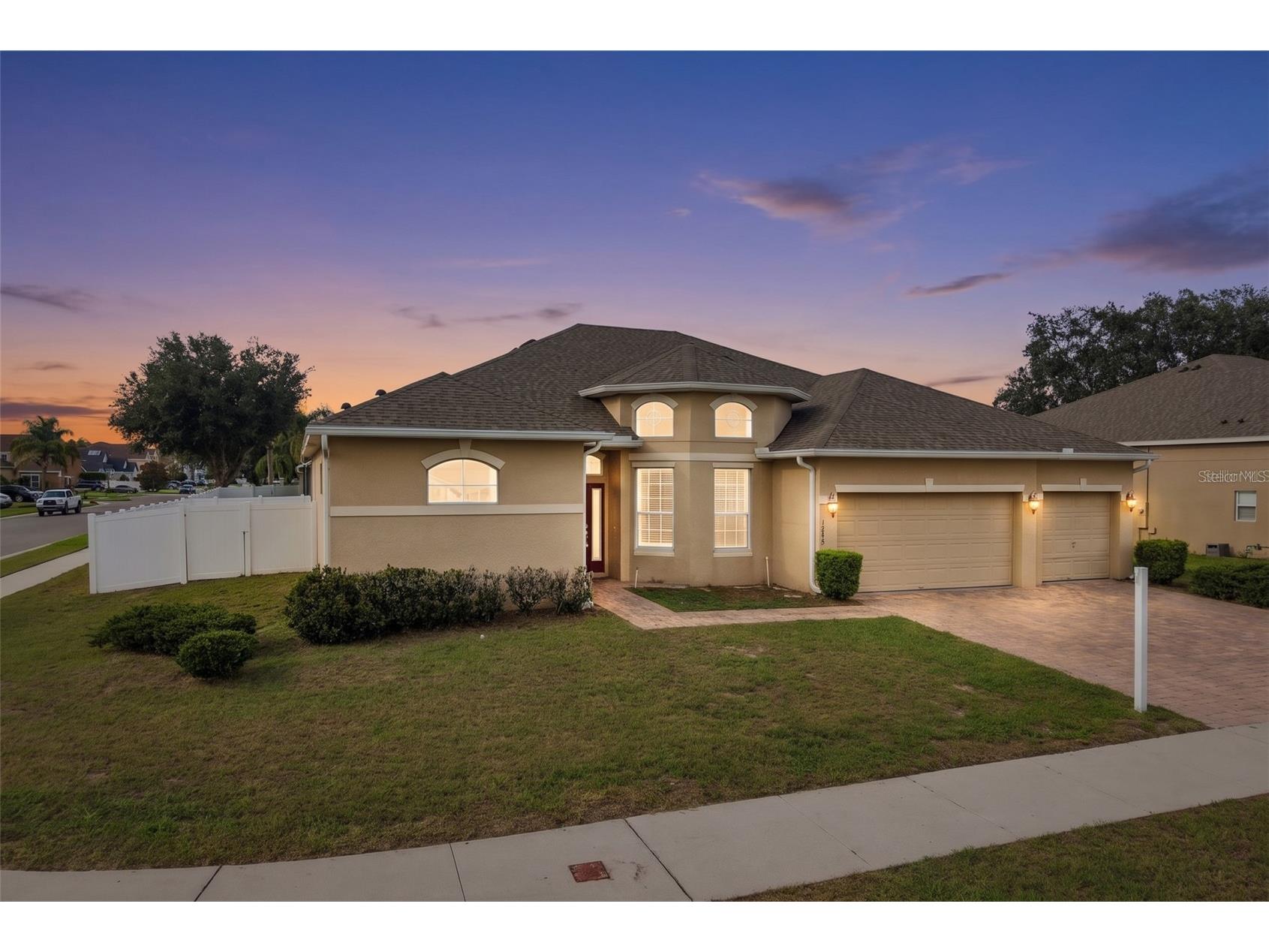 1642 Chandelle Lane Winter Garden FL 34787 G5114093 image1