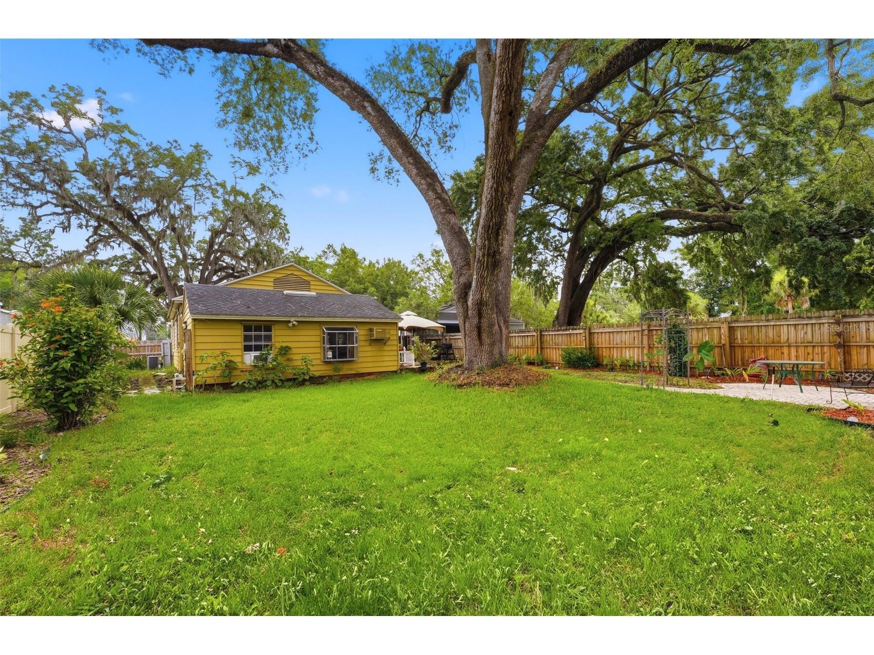 1642 Hillcrest Street Orlando FL 32803 O6414368 image3