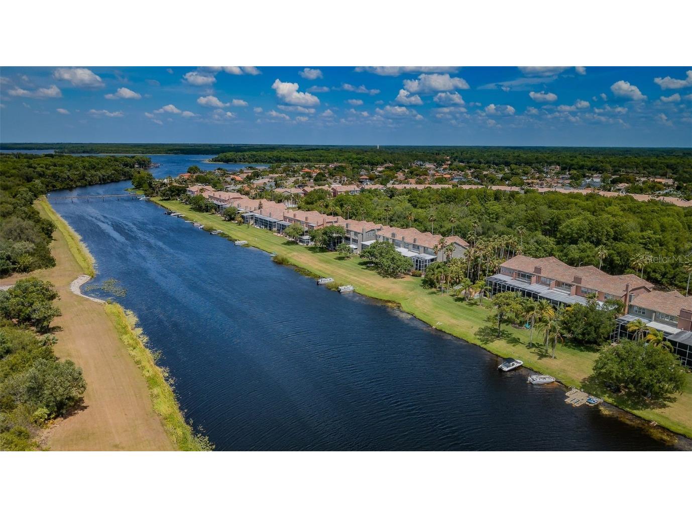 1642 Lago Vista Boulevard Palm Harbor FL 34685 - LAKE TARPON U8196665 image1