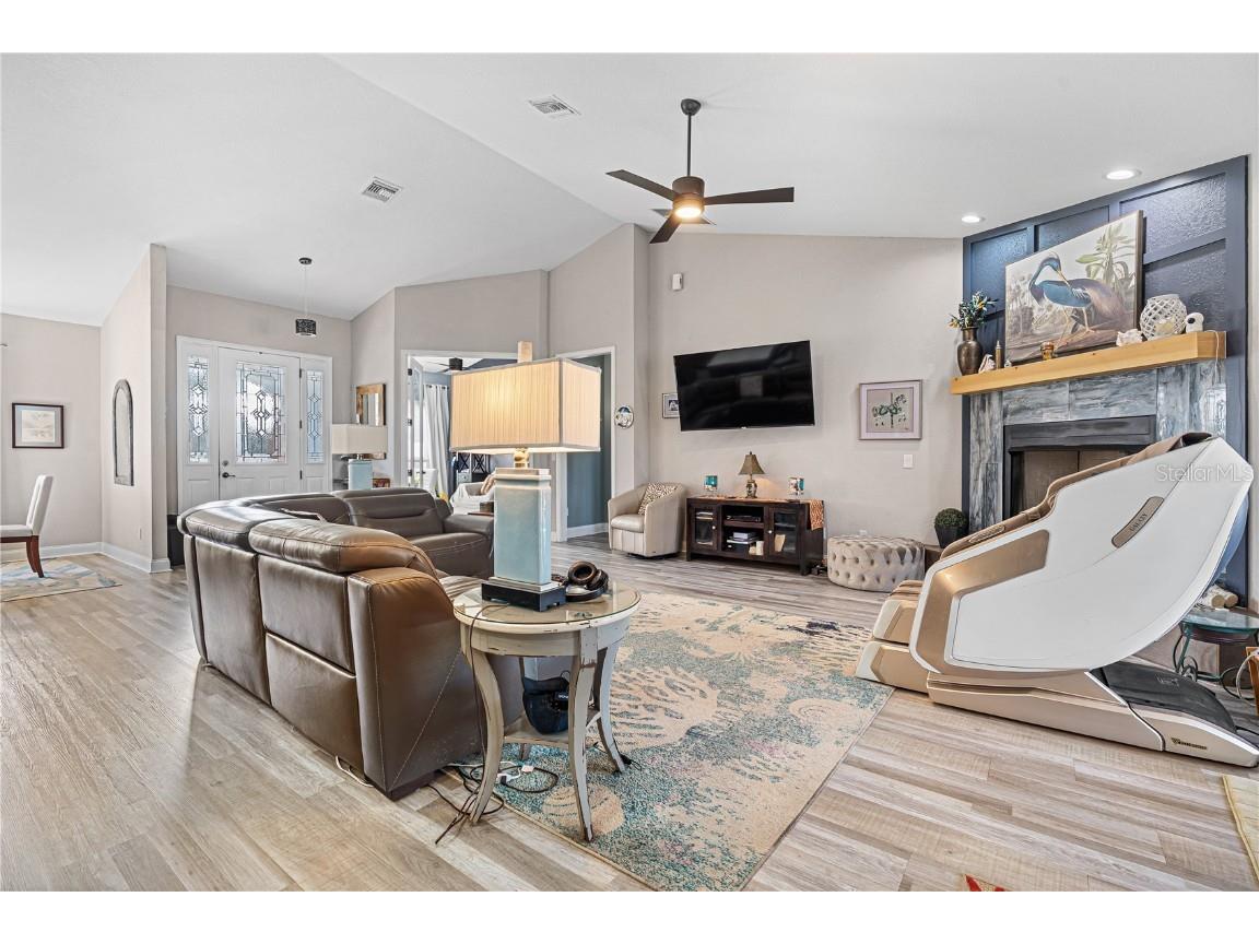 16421 W Highway 326 Morriston FL 32668 OM715266 image7