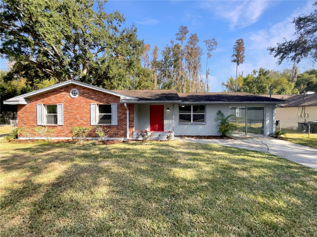 16423 Lake Byrd Drive Tampa FL 33618 O6369572 image1