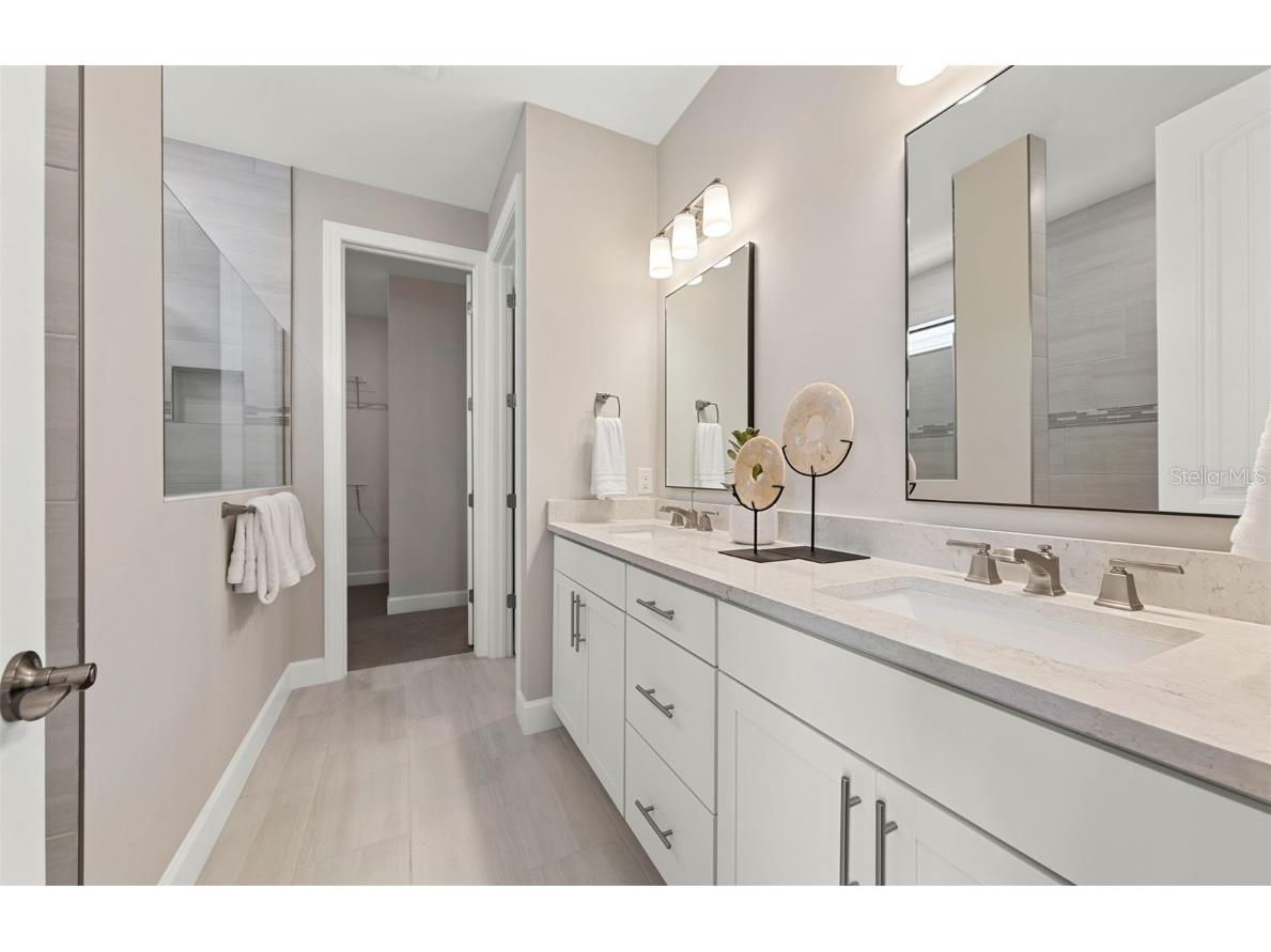 16427 Sapphire Point Drive Lakewood Ranch FL 34211 TB8396783 image19