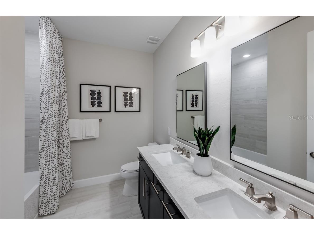 16427 Sapphire Point Drive Lakewood Ranch FL 34211 TB8396783 image25