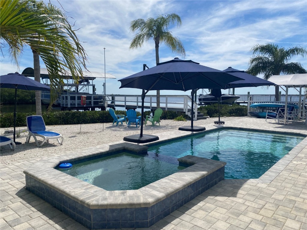 1643 Sea Breeze Drive Tarpon Springs FL 34689 - GULF-OF-MEXICO TB8339202 image1
