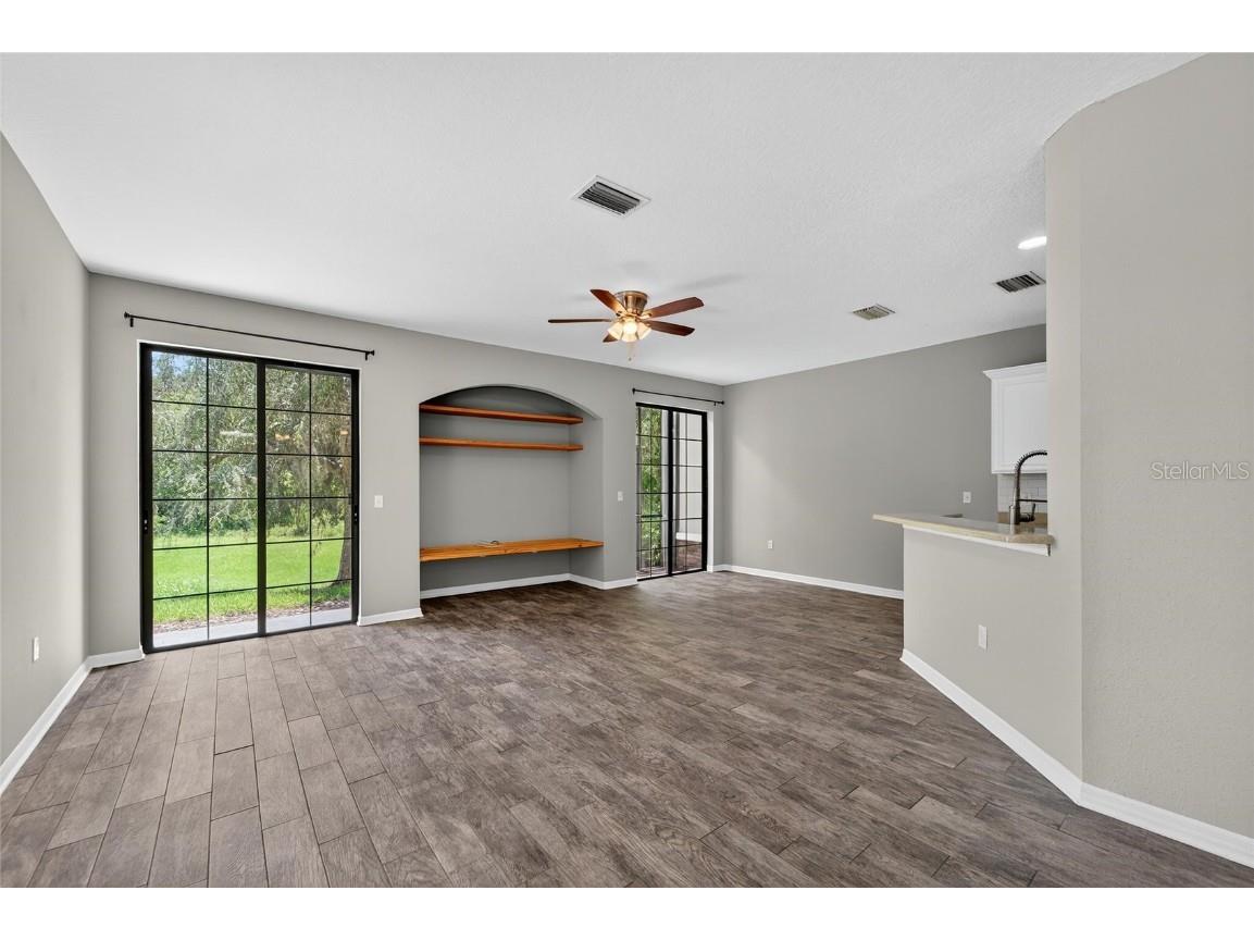 16431 Kingletridge Avenue Lithia FL 33547 TB8412625 image15