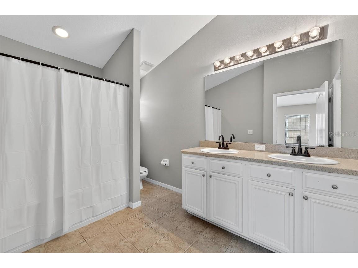 16431 Kingletridge Avenue Lithia FL 33547 TB8412625 image29