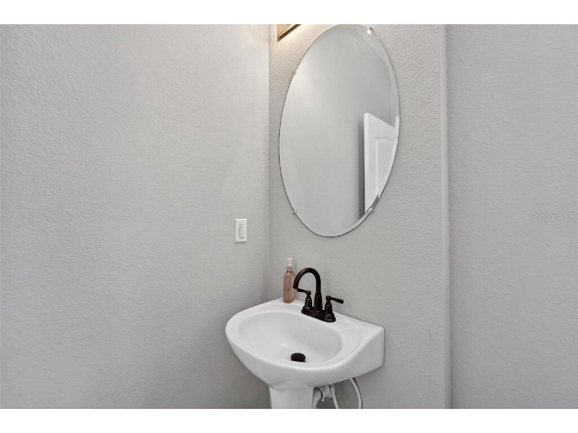 16431 Kingletridge Avenue Lithia FL 33547 TB8412625 image41