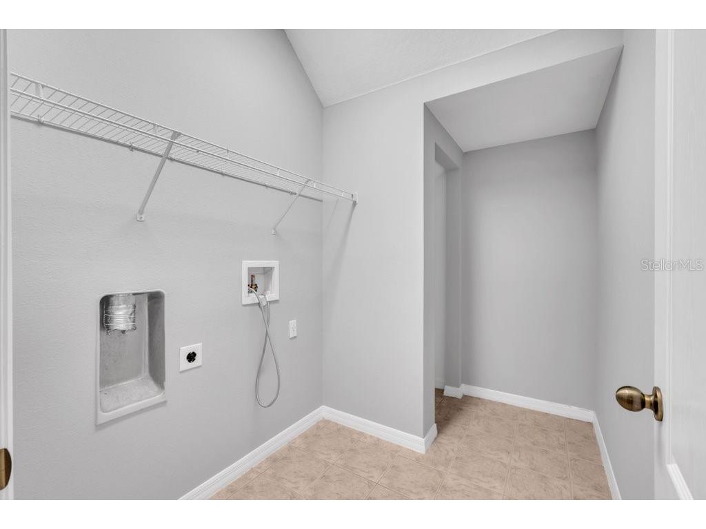 16431 Kingletridge Avenue Lithia FL 33547 TB8465011 image14