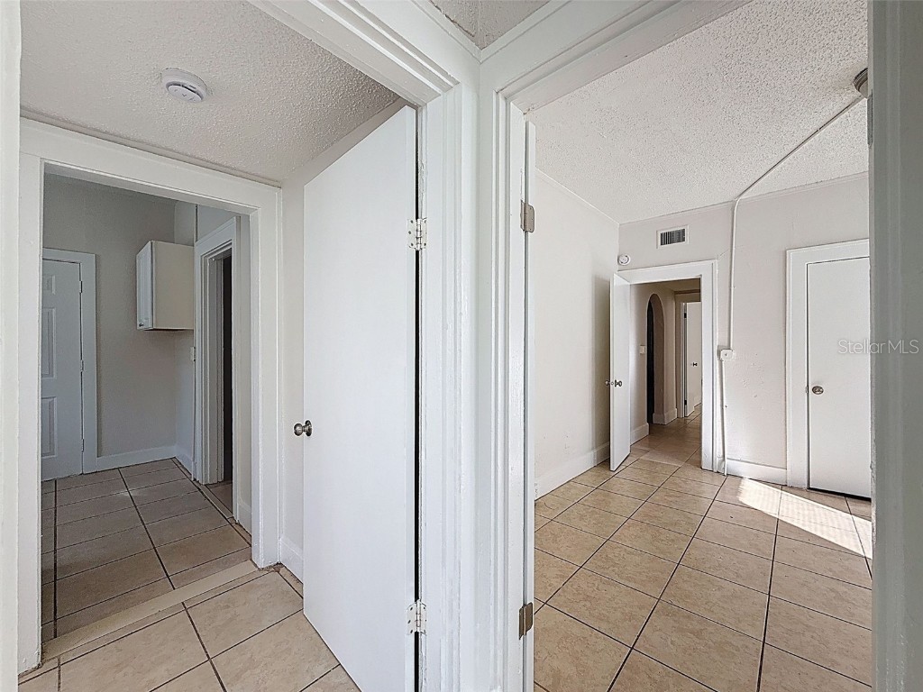 1644 20th Avenue S Saint Petersburg FL 33712 TB8440086 image25