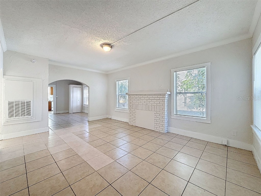 1644 20th Avenue S Saint Petersburg FL 33712 TB8440086 image4