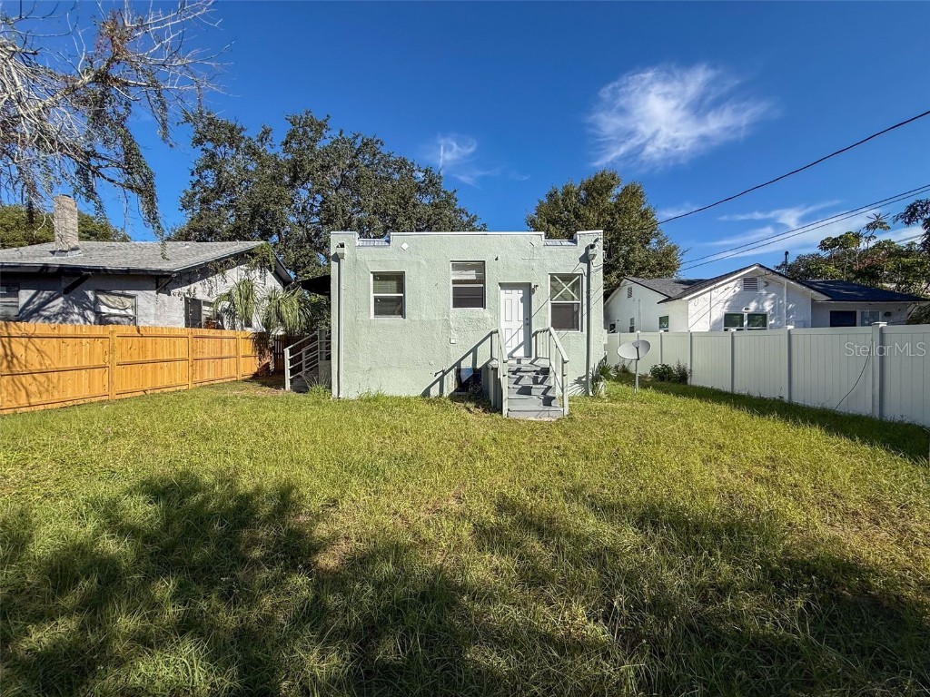 1644 20th Avenue S Saint Petersburg FL 33712 TB8440086 image7