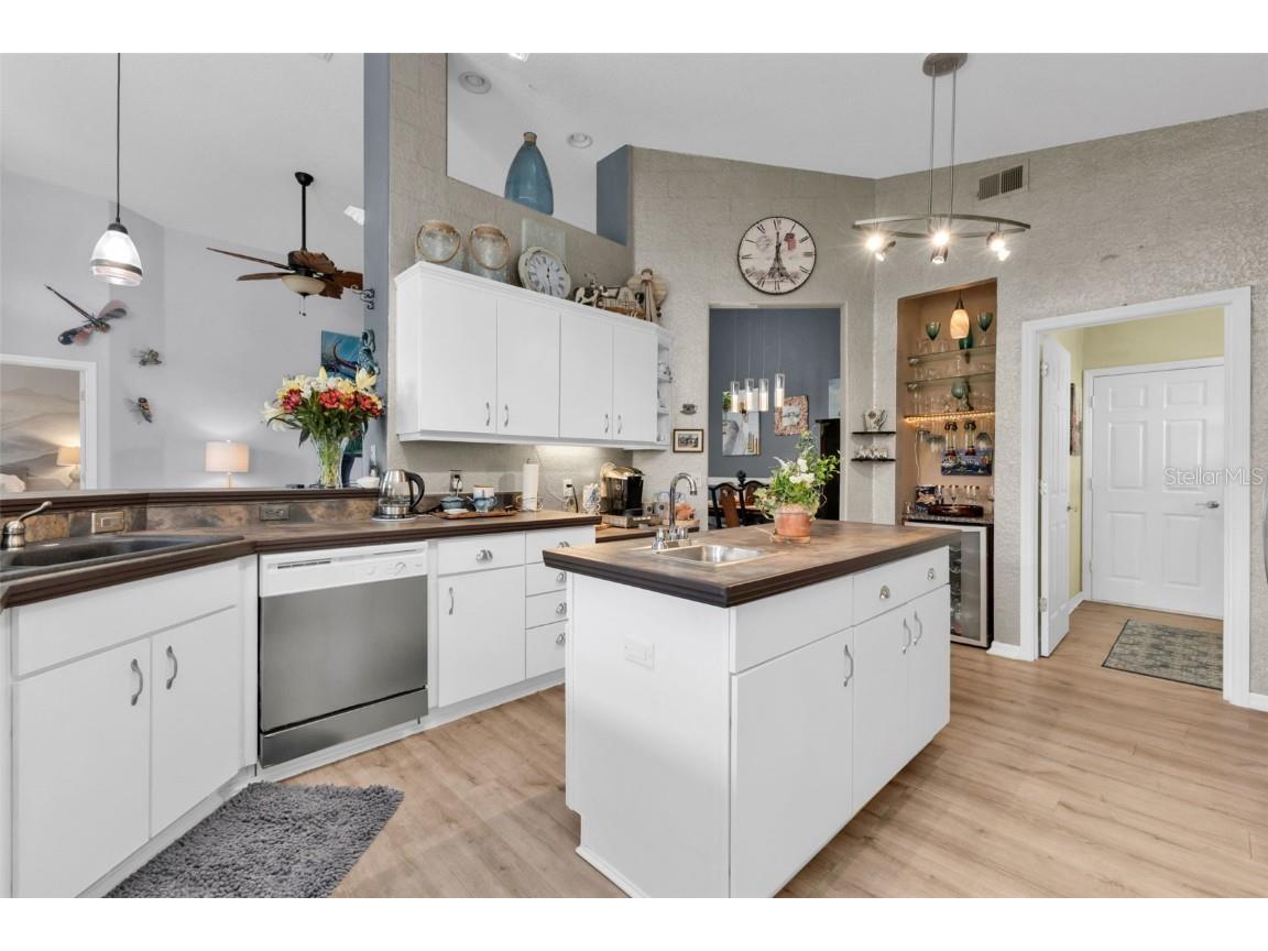 1644 Palace Court Punta Gorda FL 33980 C7518293 image12