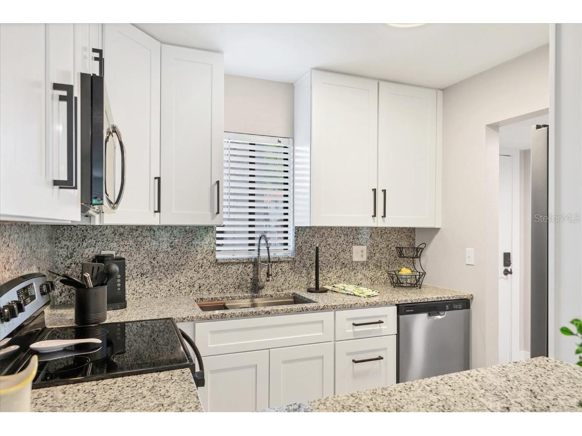 1644 Stickney Point Road #102 Sarasota FL 34231 - INTRACOASTAL WATERWAY A4664346 image10