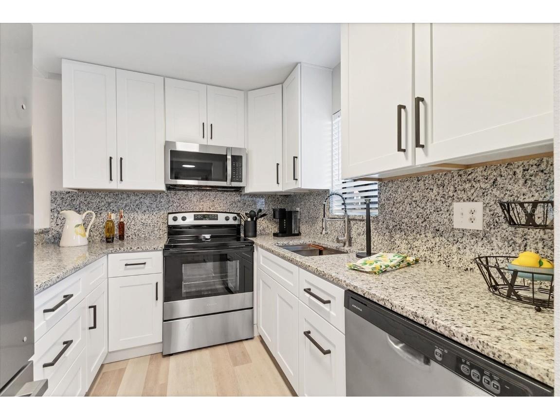 1644 Stickney Point Road #102 Sarasota FL 34231 - INTRACOASTAL WATERWAY A4664346 image11