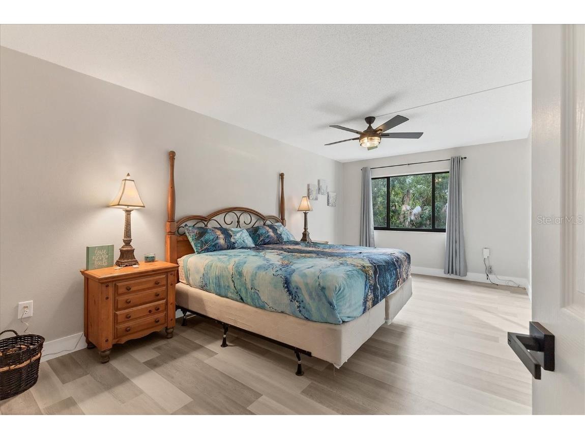 1644 Stickney Point Road #102 Sarasota FL 34231 - INTRACOASTAL WATERWAY A4664346 image18