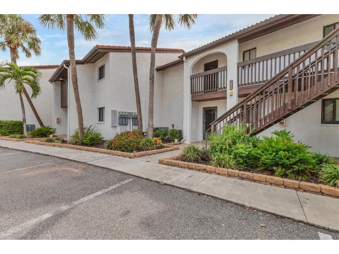 1644 Stickney Point Road #102 Sarasota FL 34231 - INTRACOASTAL WATERWAY A4664346 image2