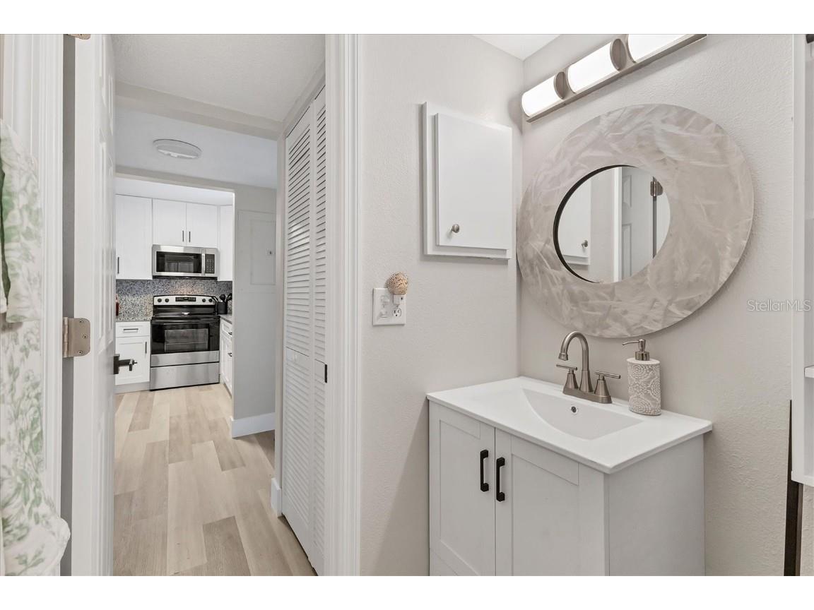 1644 Stickney Point Road #102 Sarasota FL 34231 - INTRACOASTAL WATERWAY A4664346 image22