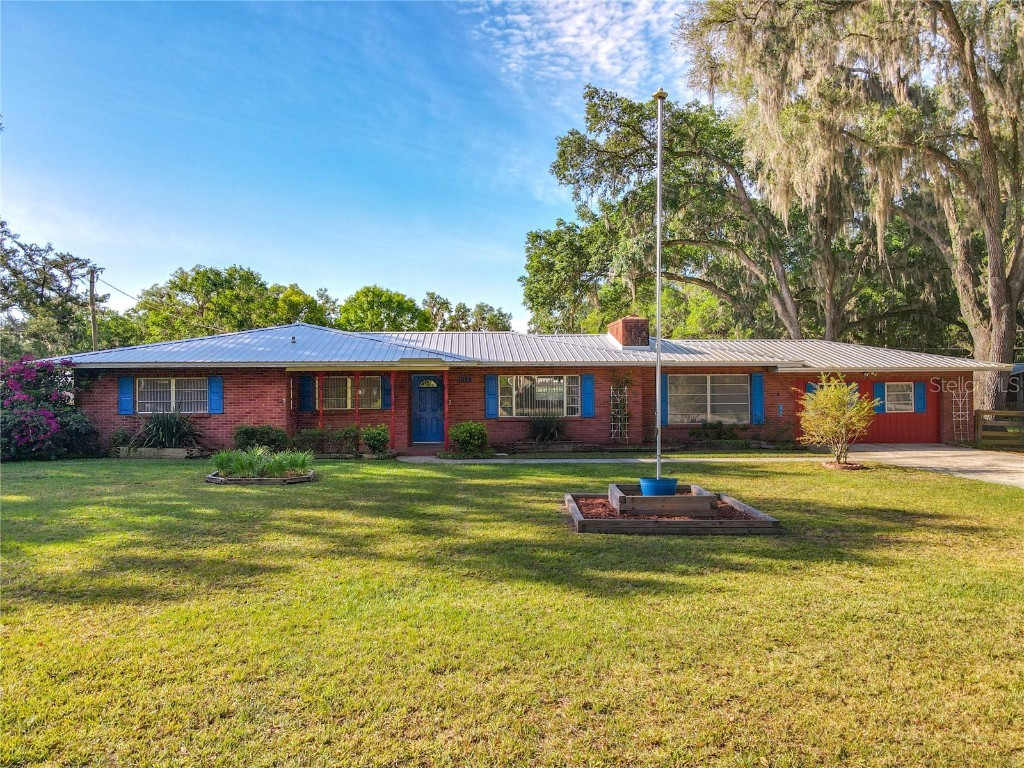 1644 W Socrum Loop Road Lakeland FL 33810 L4939653 image1