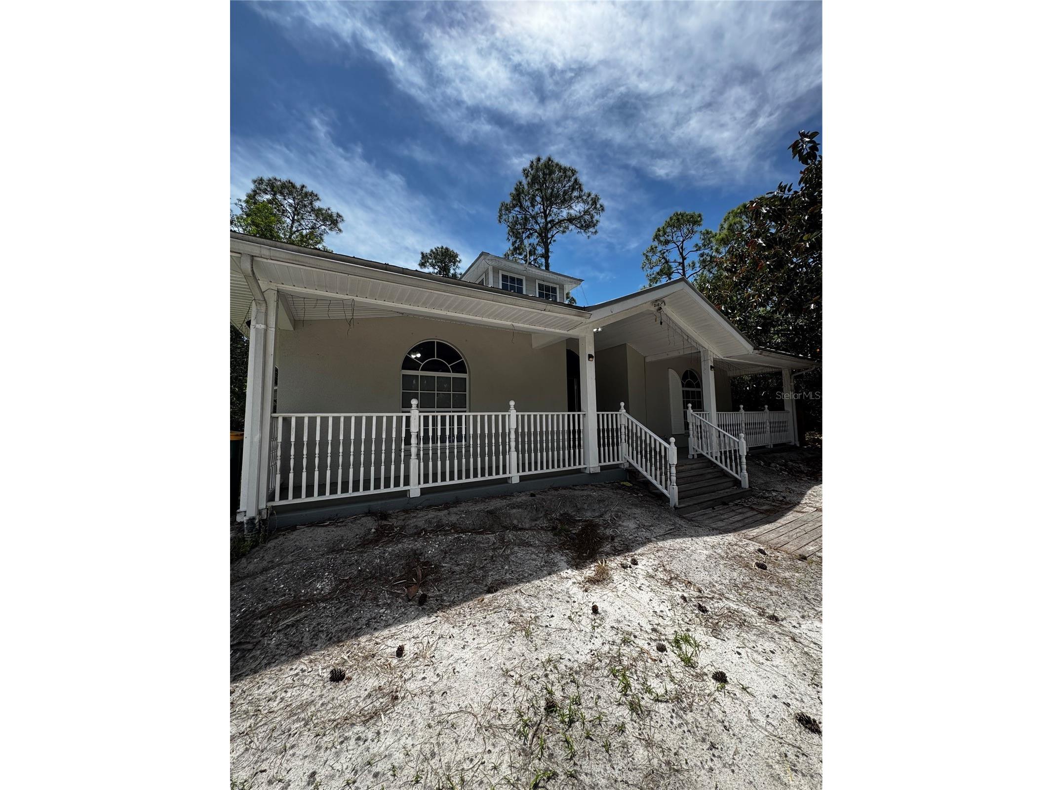 1645 17th Street SW Naples FL 34117 V4948810 image1
