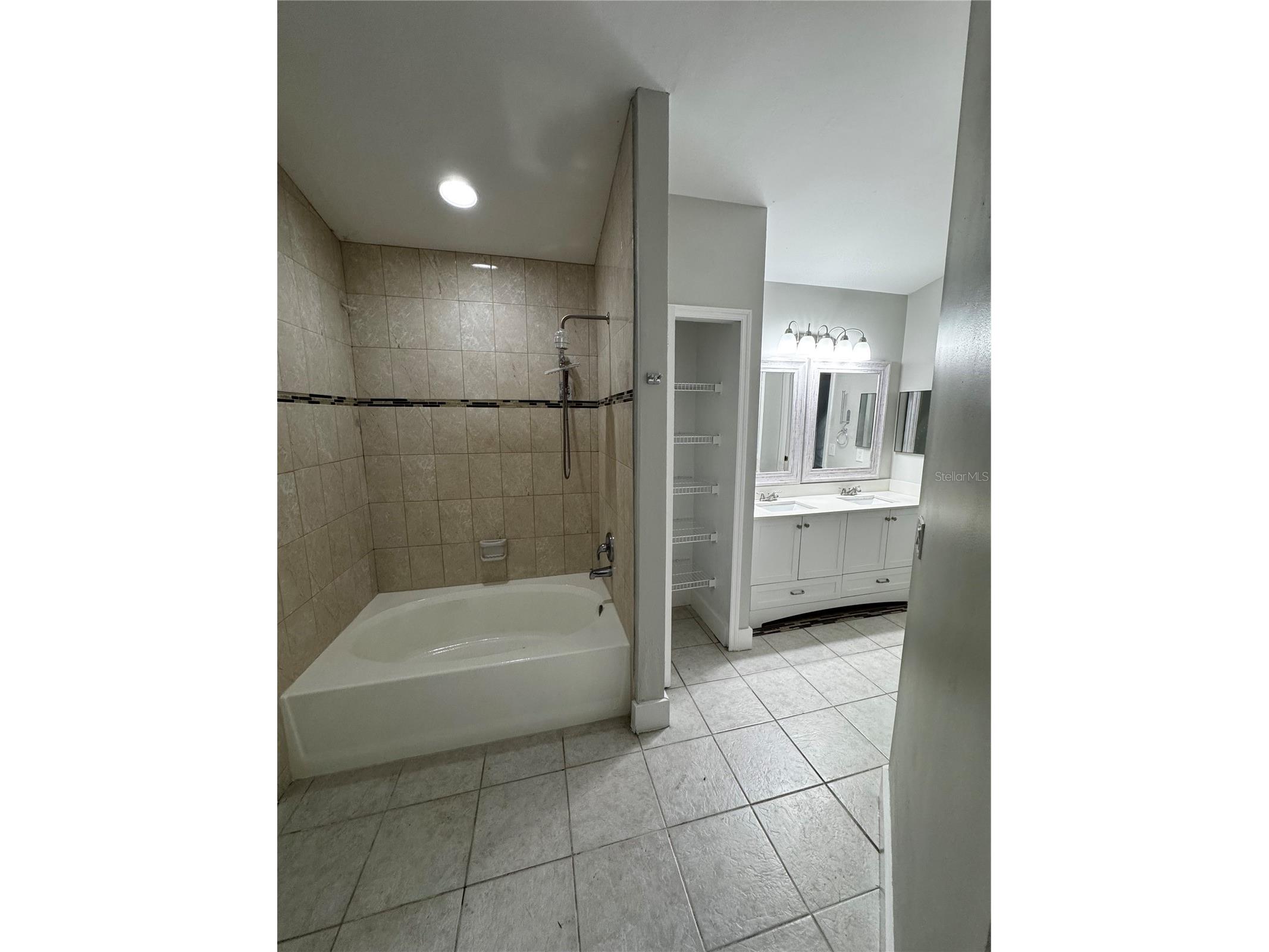 1645 17th Street SW Naples FL 34117 V4948810 image17