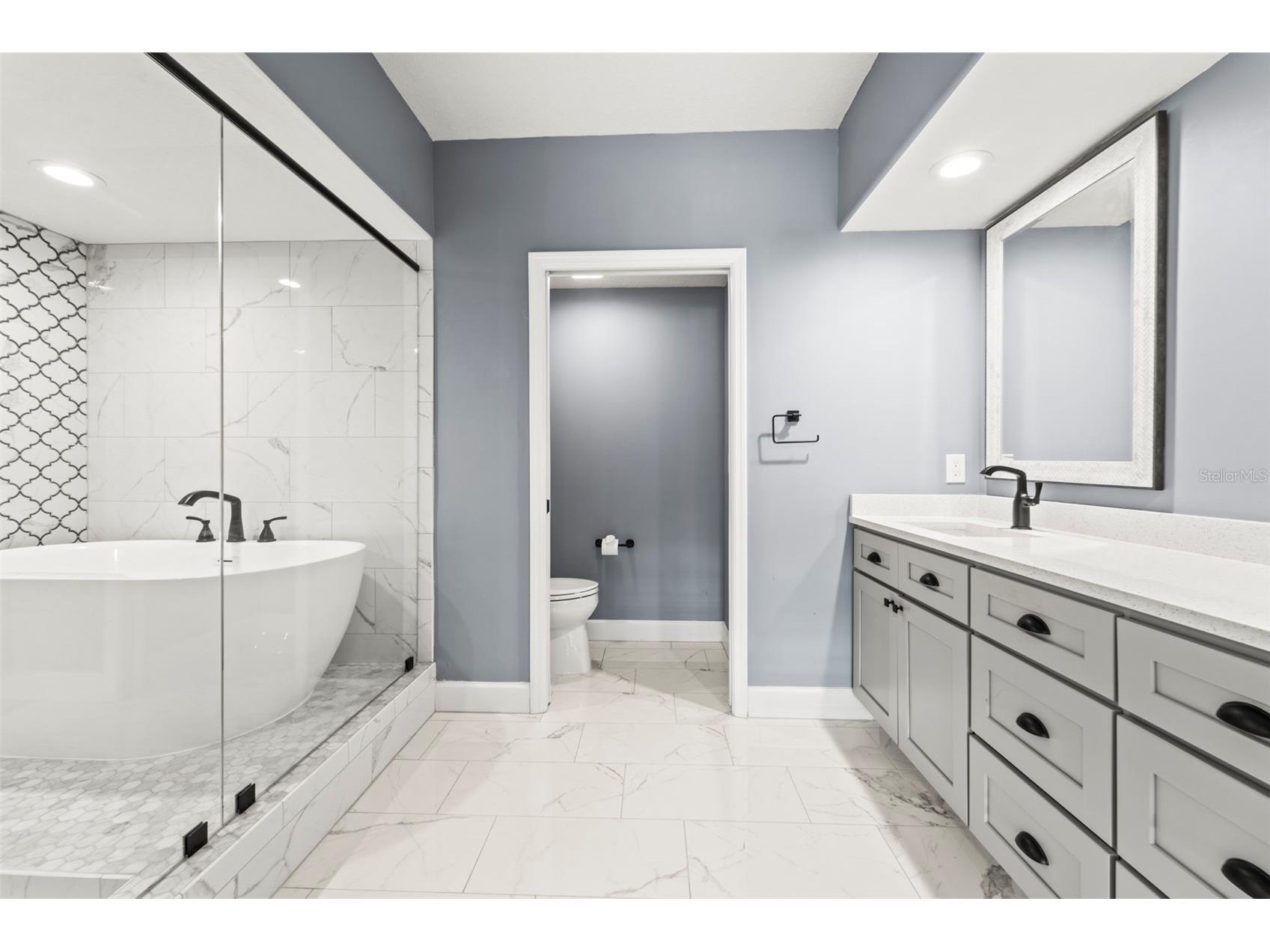 1645 Pinellas Bayway S #B2 Tierra Verde FL 33715 TB8467396 image27