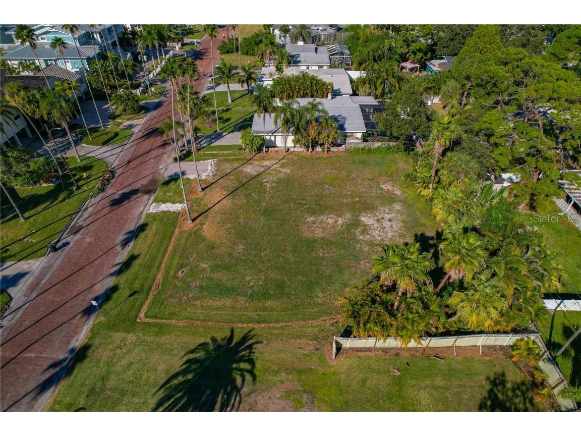 1645 Santa Barbara Drive Dunedin FL 34698 TB8449787 image13