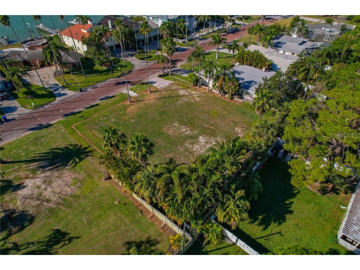 1645 Santa Barbara Drive Dunedin FL 34698 TB8449787 image14