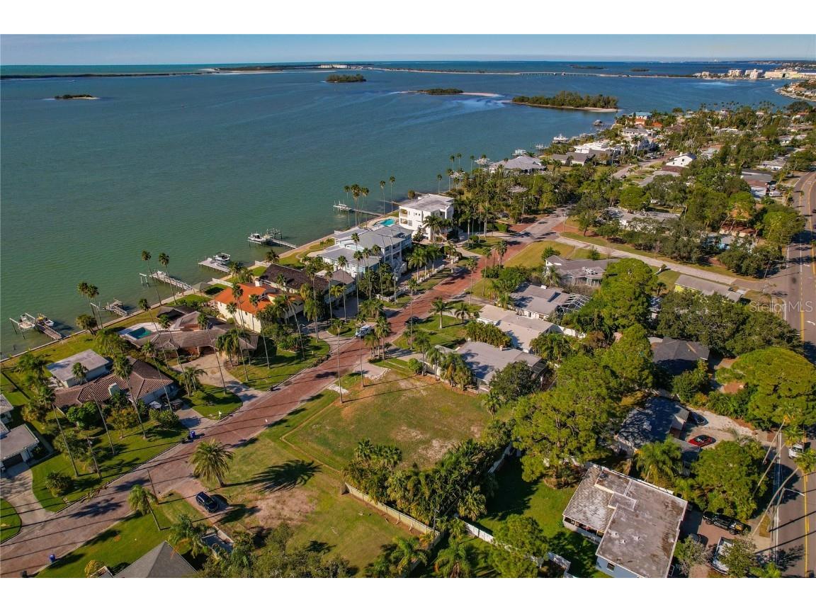 1645 Santa Barbara Drive Dunedin FL 34698 TB8449787 image9