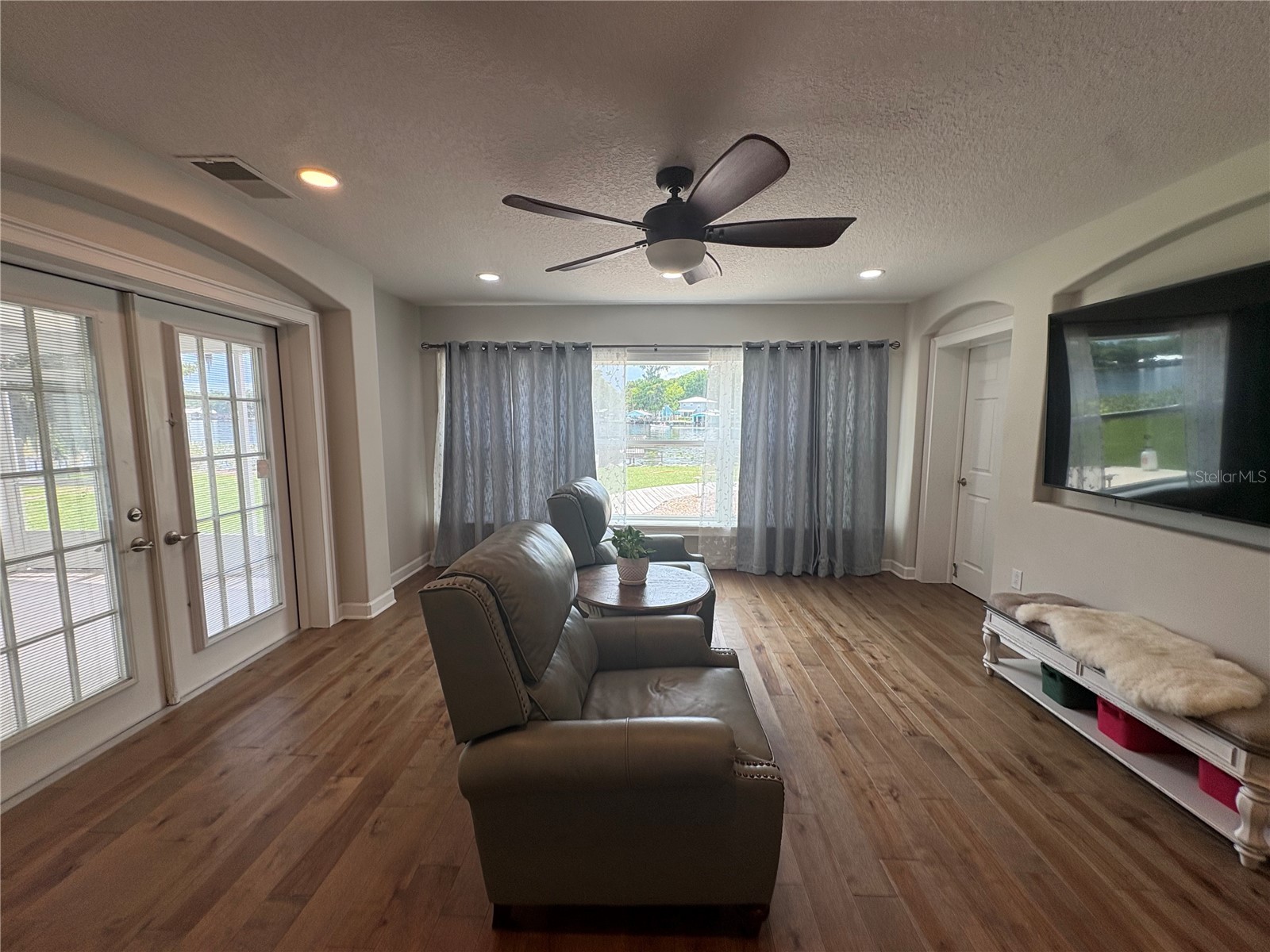 1645 Spring Garden Drive Astor FL 32102 - ST JOHN'S RIVER R4911451 image15