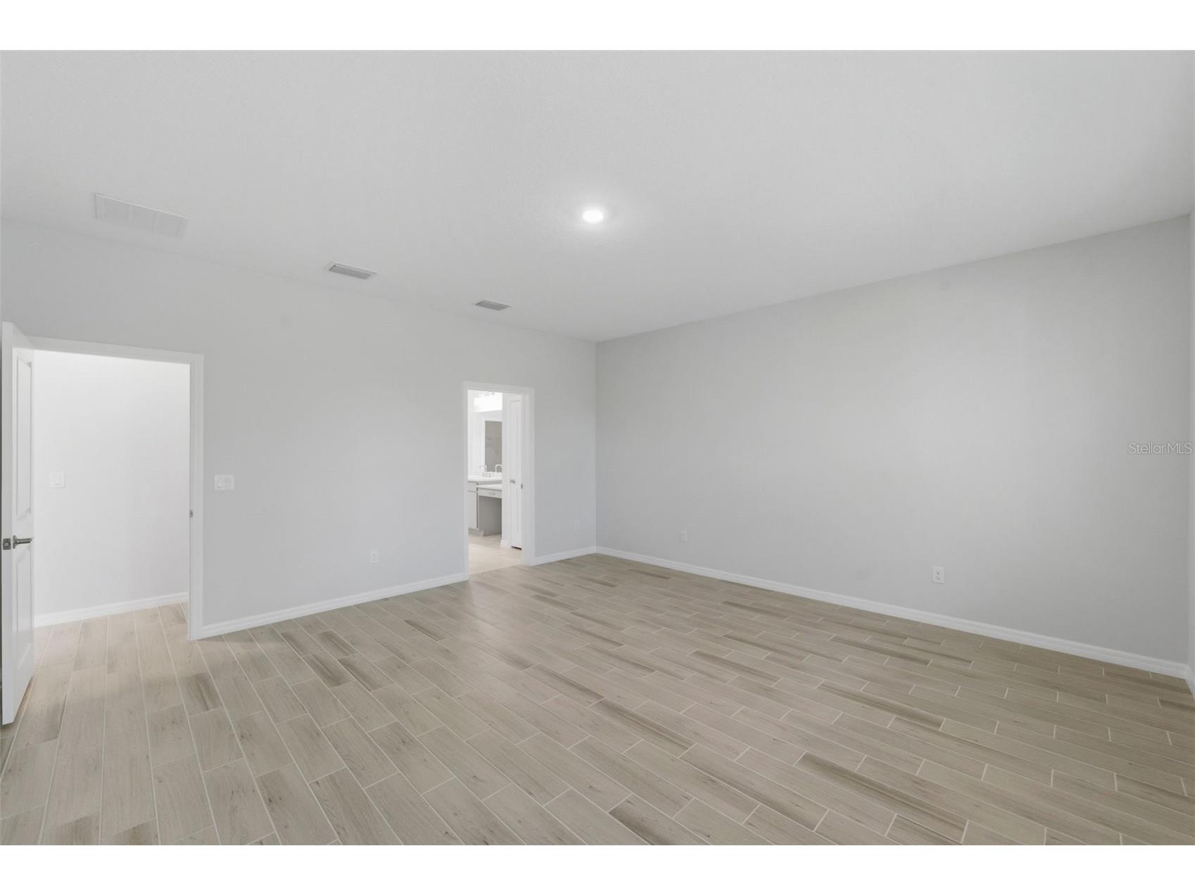 1645 Trailhead Lane Zephyrhills FL 33541 TB8493948 image32