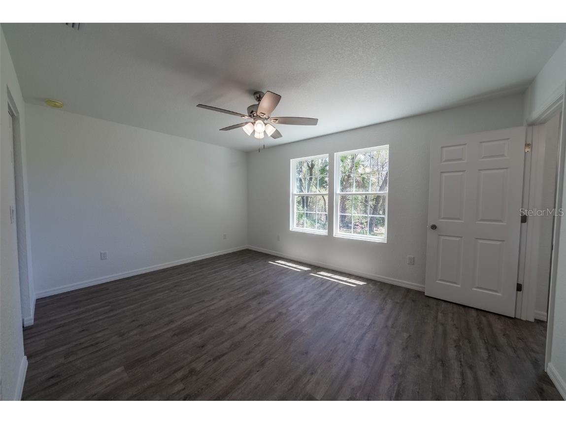 16450 SE 57th Place Ocklawaha FL 32179 OM693319 image11