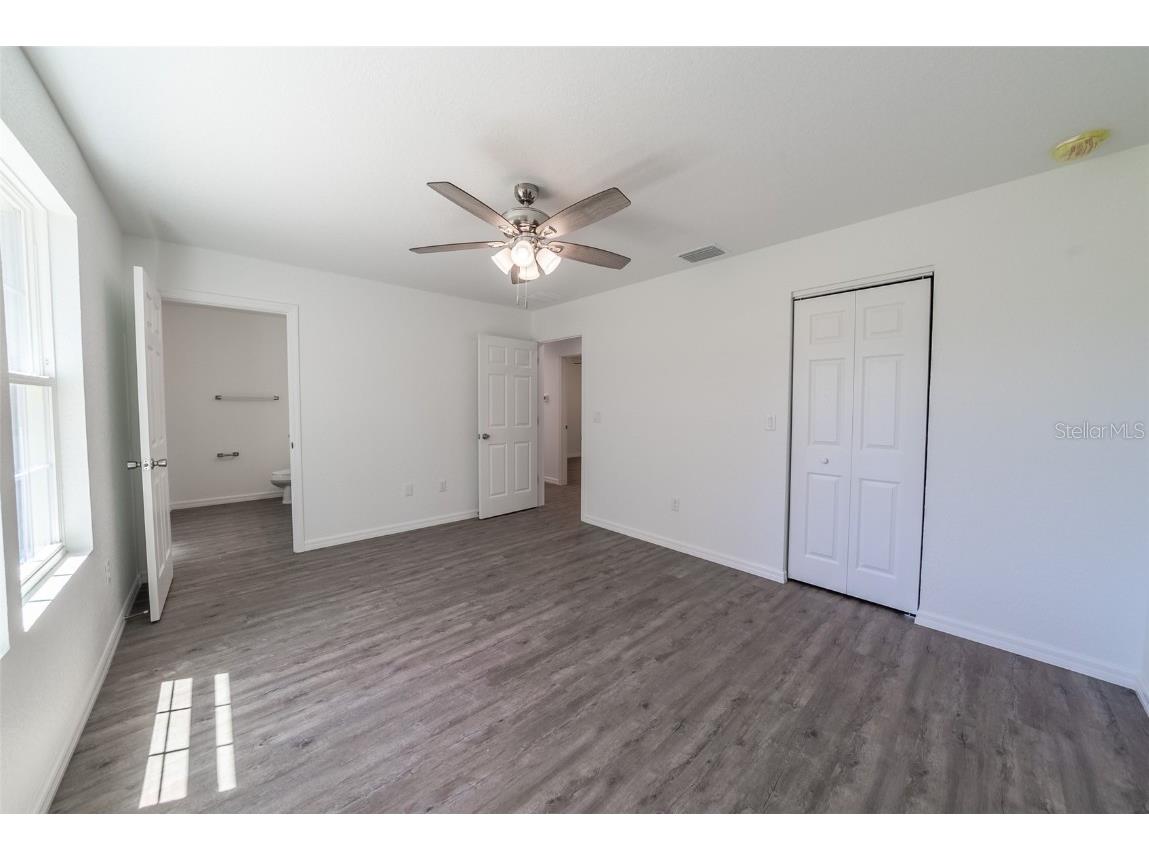 16450 SE 57th Place Ocklawaha FL 32179 OM693319 image13