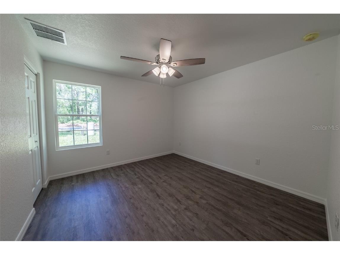 16450 SE 57th Place Ocklawaha FL 32179 OM693319 image17