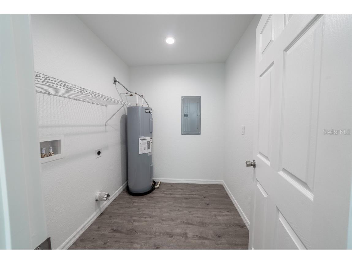 16450 SE 57th Place Ocklawaha FL 32179 OM693319 image6