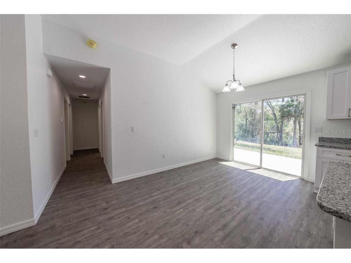 16450 SE 57th Place Ocklawaha FL 32179 OM693319 image8