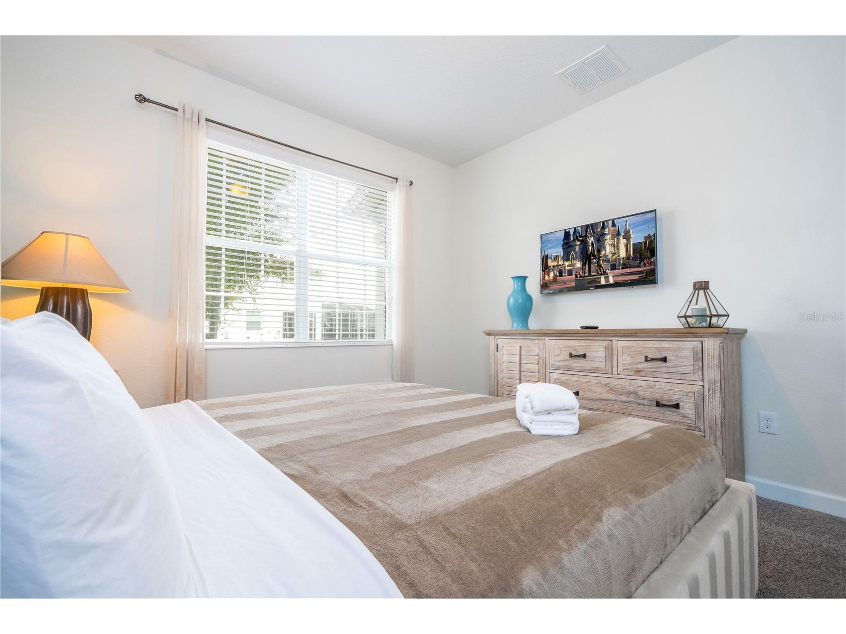 1646 Moon Valley Drive Davenport FL 33896 O6397295 image16