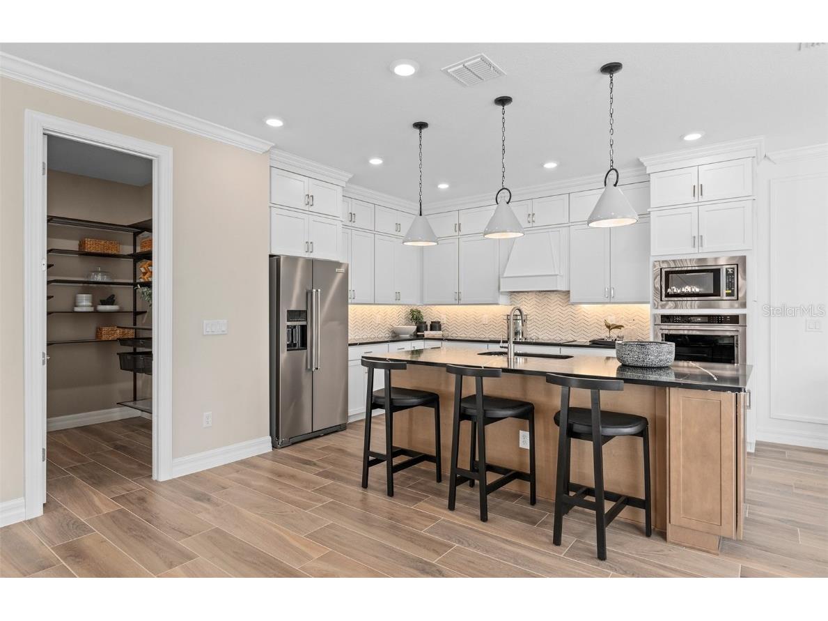 16462 Lone Oak Circle Orlando FL 32832 O6358134 image18