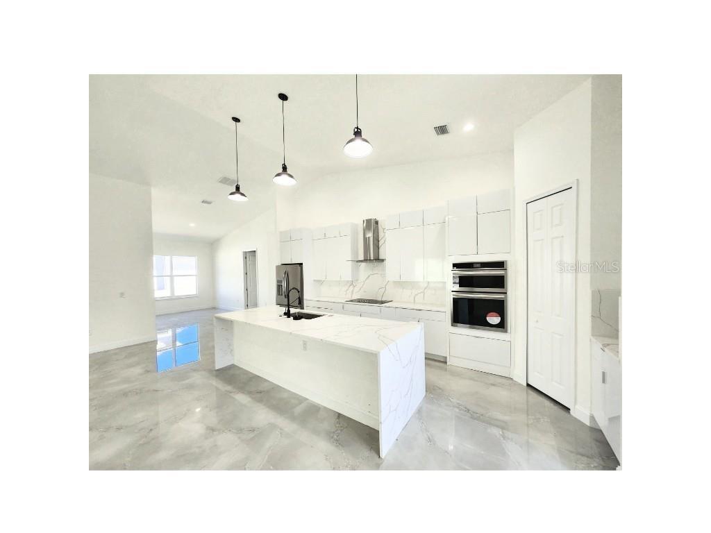 16467 Hillsborough Boulevard Port Charlotte FL 33954 O6364734 image3