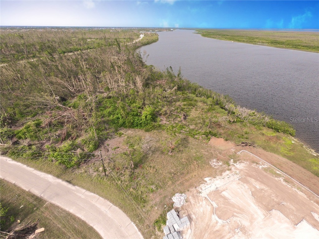 16468 Liggett Circle Port Charlotte FL 33981 C7468231 image1