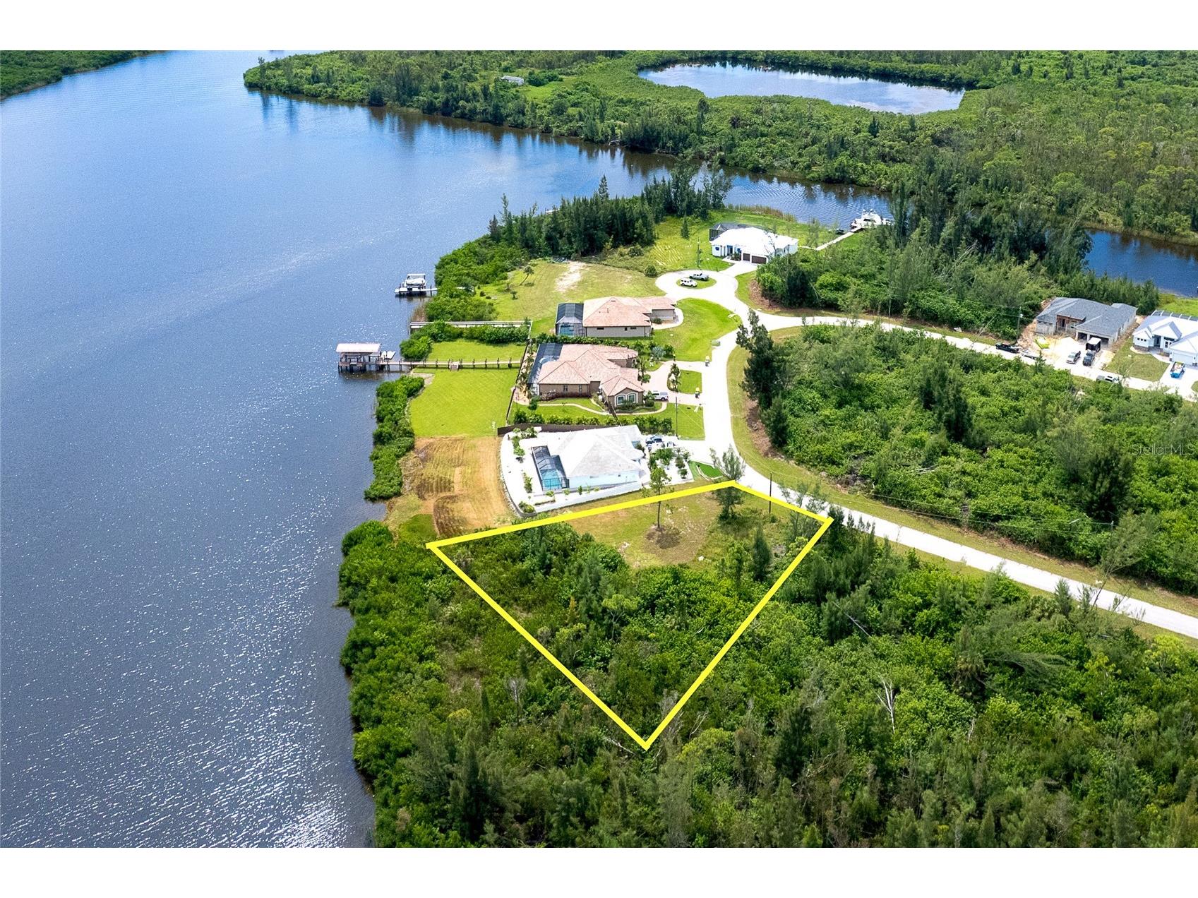 16468 Liggett Circle Port Charlotte FL 33981 - INTERCEPTOR LAGOON D6143800 image7