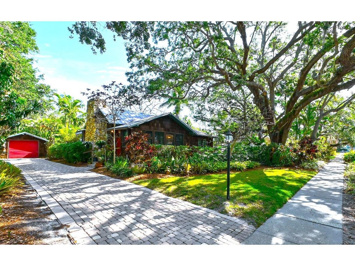 1647 Catalonia Lane Sarasota FL 34239 A4567301 image1