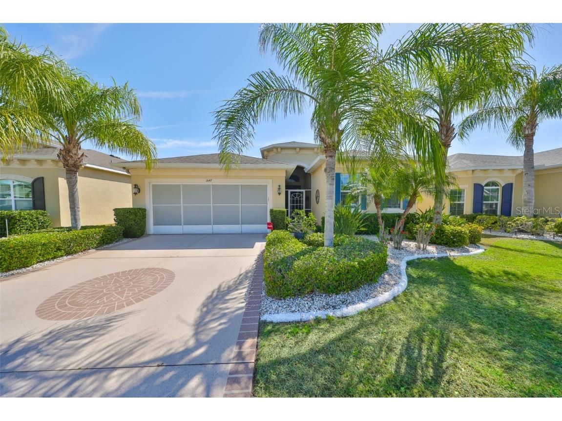 1647 Emerald Dunes Drive Sun City Center FL 33573 TB8362891 image1