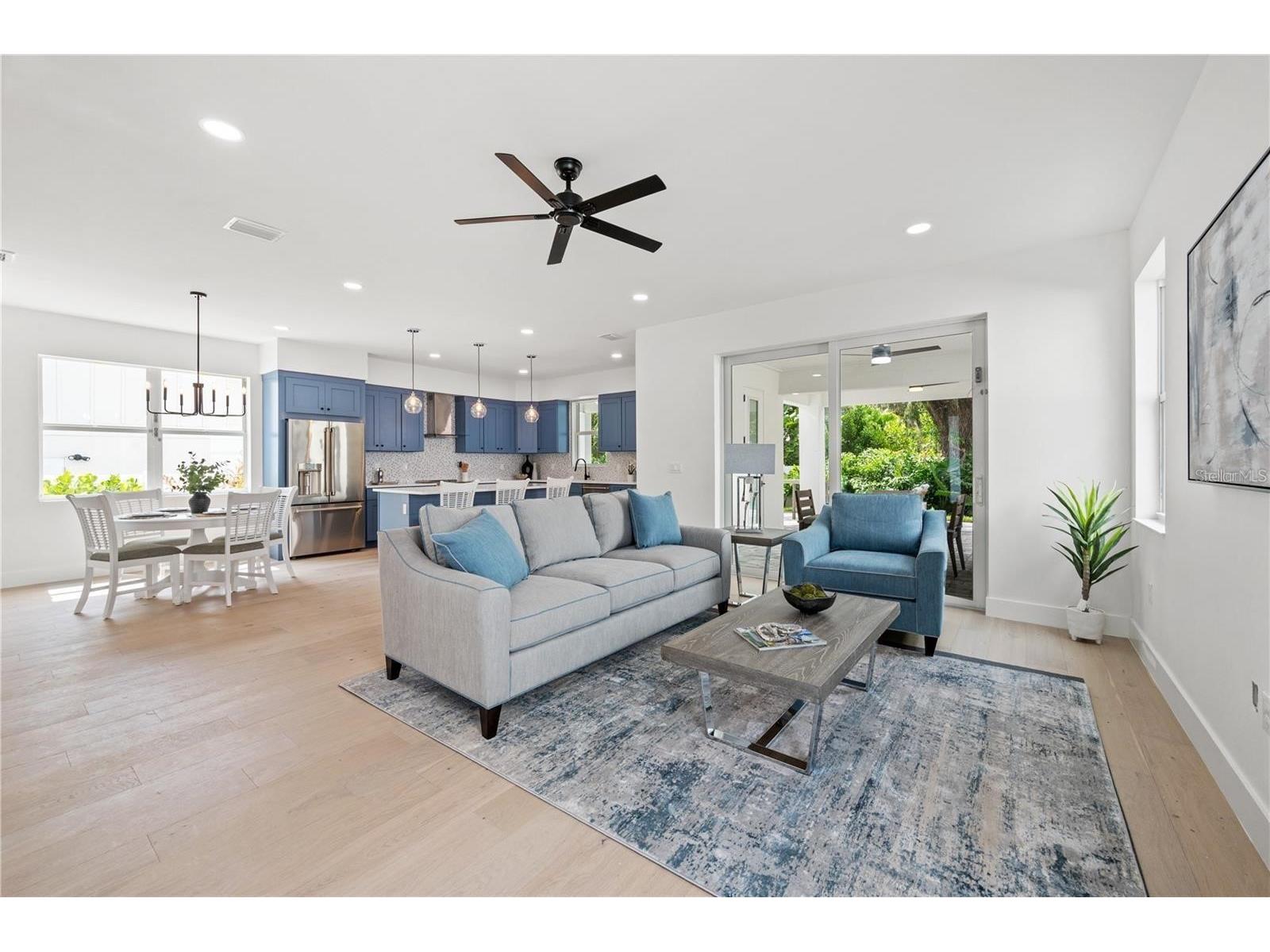 1647 Siesta Drive Sarasota FL 34239 A4695812 image22