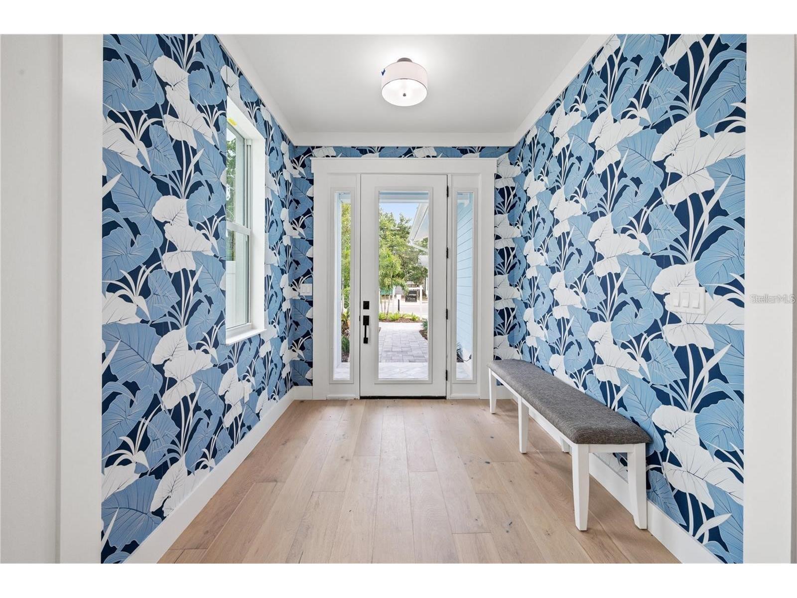 1647 Siesta Drive Sarasota FL 34239 A4695812 image8
