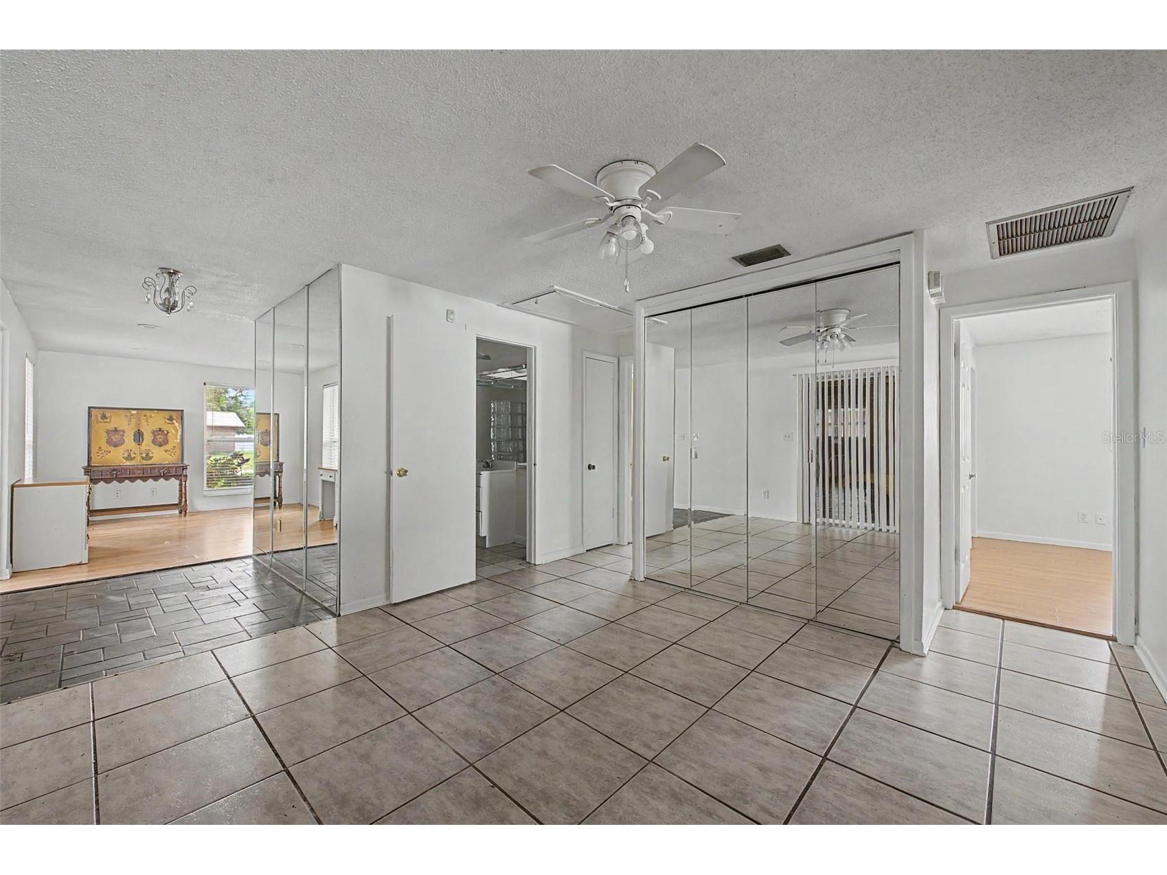 1647 Summerdale Drive S Clearwater FL 33764 TB8514769 image10