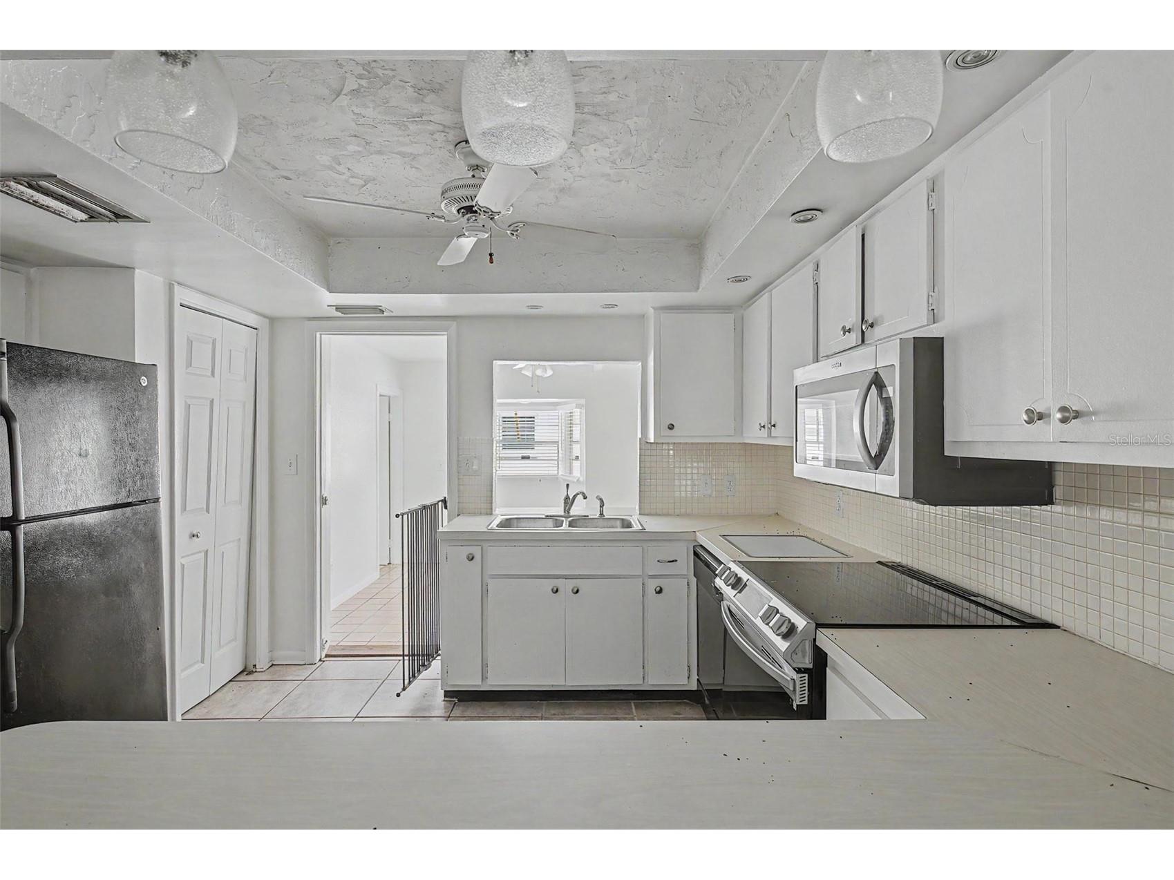 1647 Summerdale Drive S Clearwater FL 33764 TB8514769 image14