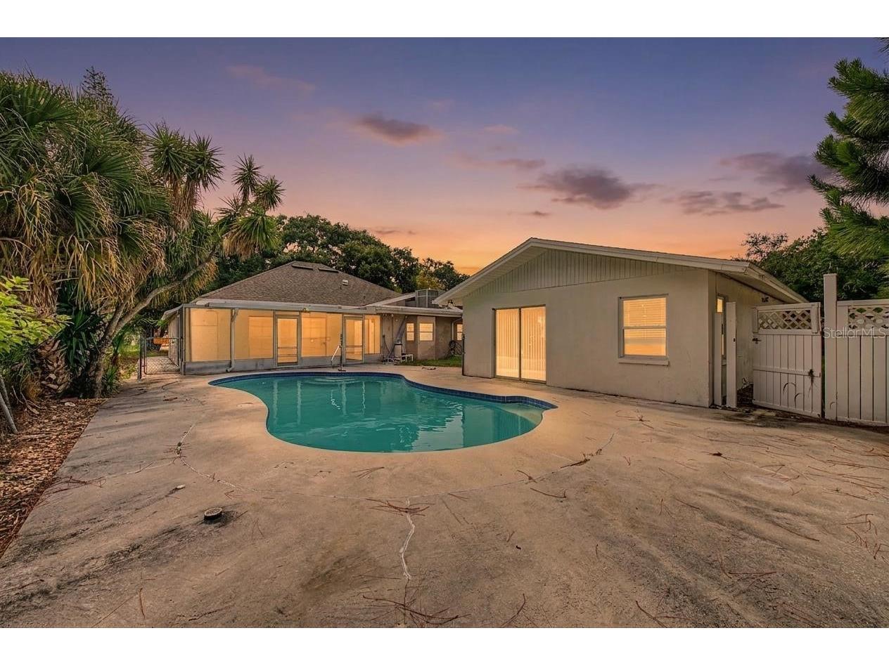 1647 Summerdale Drive S Clearwater FL 33764 TB8514769 image4